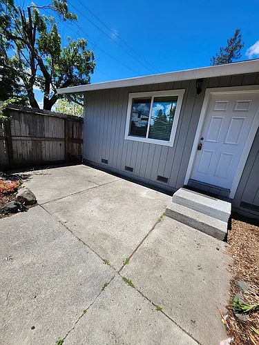 2585 Kenton Ct. Photo 1
