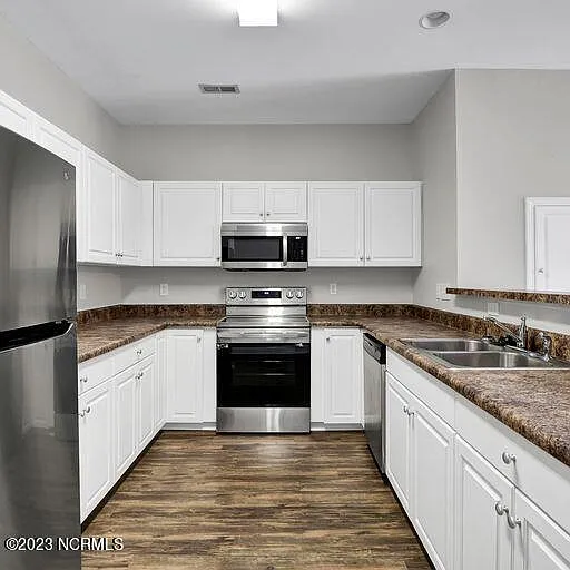 933 Downey Branch Ln — Photo 6