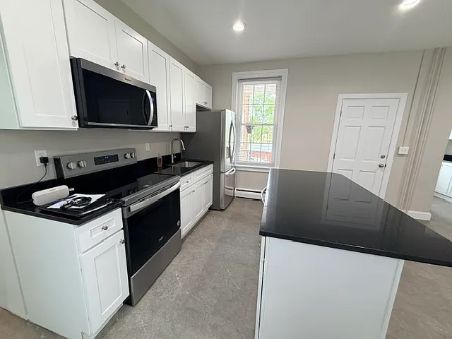 1361 Old Manchester Rd — Photo 6