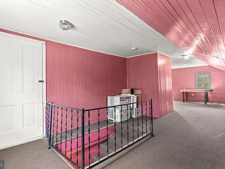 25526 Military Rd — Photo 10