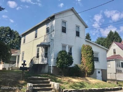 1154 Bennett St, Old Forge, PA, 18518