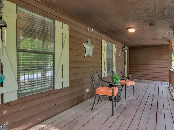 4097 Stacy Ln, Snellville, GA 30039