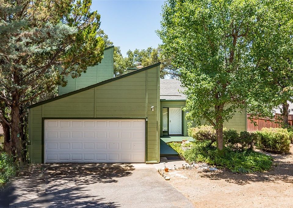 1st image of 40740 Goldside Dr