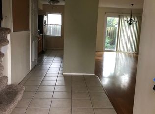 7423 Nantucket Cv, Hanover Park, IL 60133