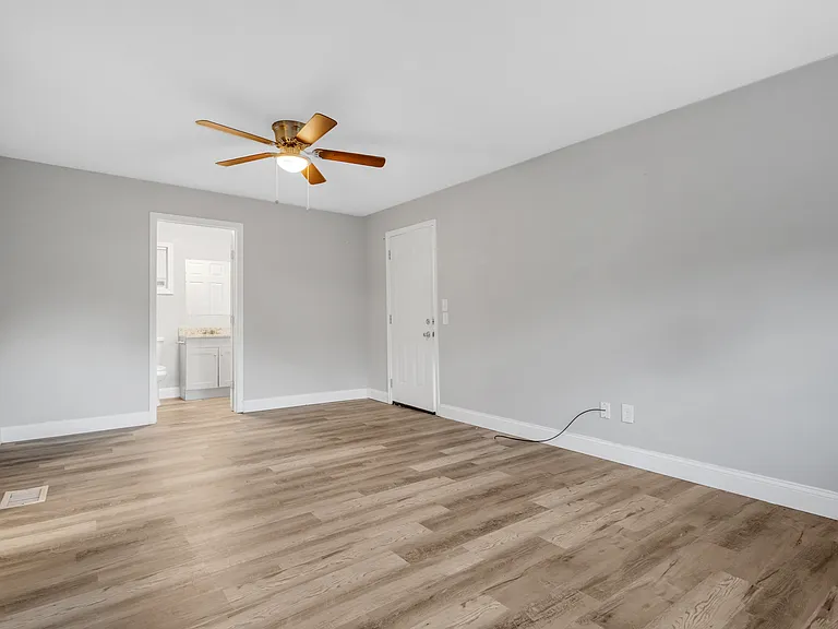 422 S Stone St — Photo 6