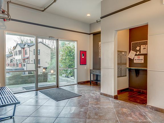 Entry way