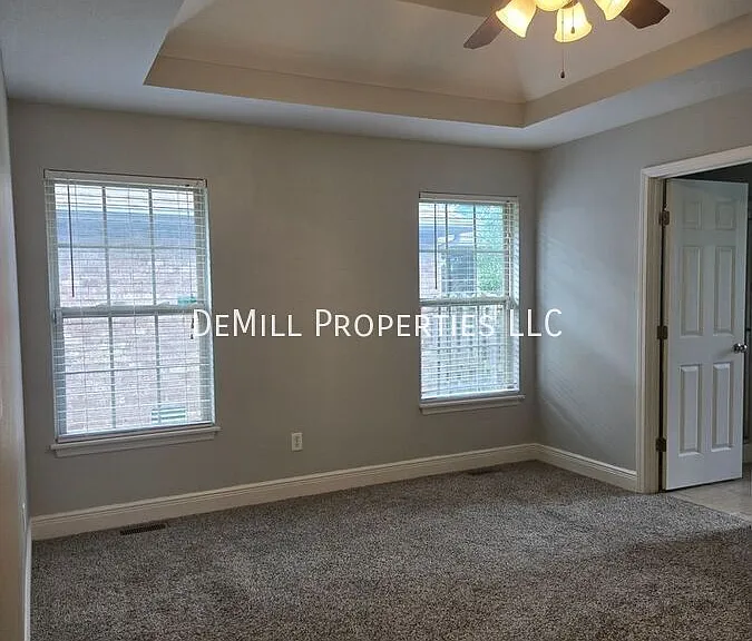 3144 W Melbourne St — Photo 7
