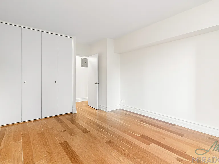 145 W 67th St #4D — Photo 10