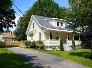 52 Dennett St, Portland, ME 04102