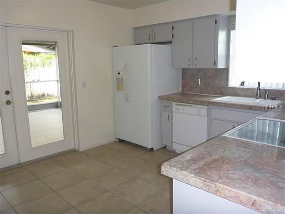2nd image of 16004 Sharewood Dr