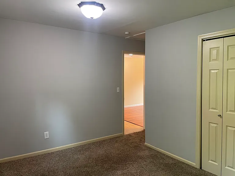 9040 Grand Ave — Photo 12