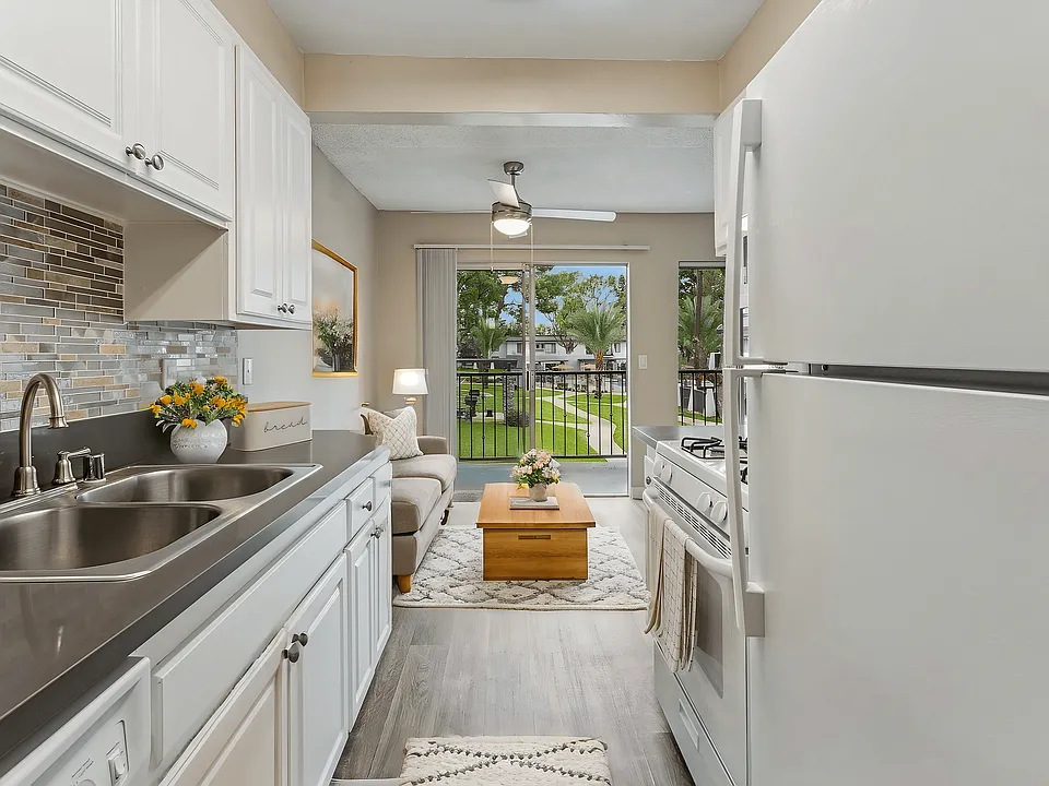 Monte Vista Apartment Homes