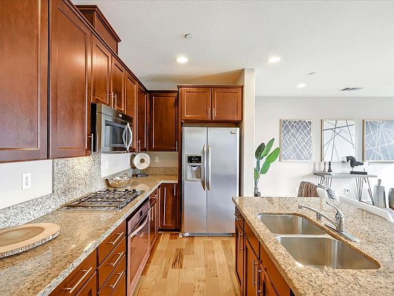4th image of 635 True Wind Way Unit 511