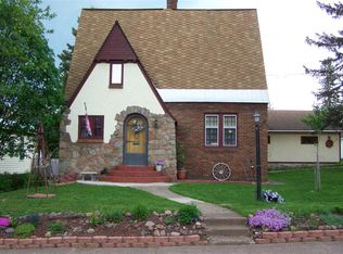 424 Douglas Blvd, Ironwood, MI 49938