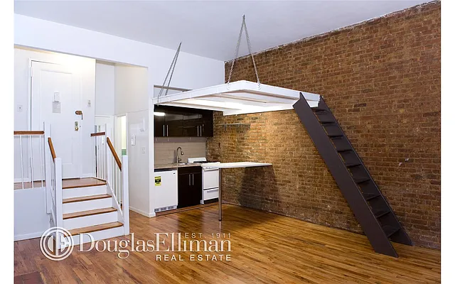 Rented by Douglas Elliman | media 7