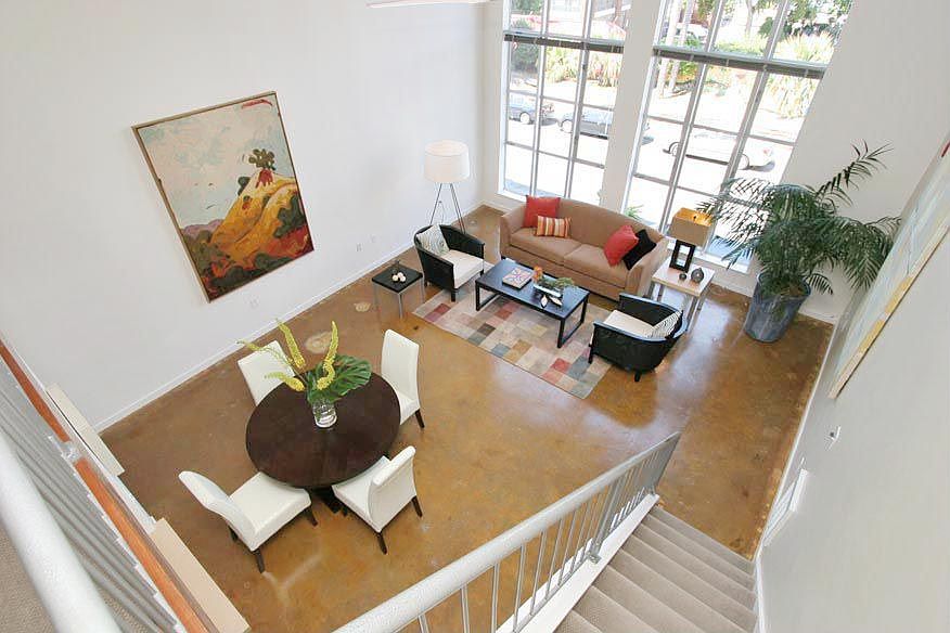 Sun-filled view unit on quietest side of building, 1 floor above street level.