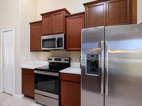 4th image of 8057 Westfield Cir