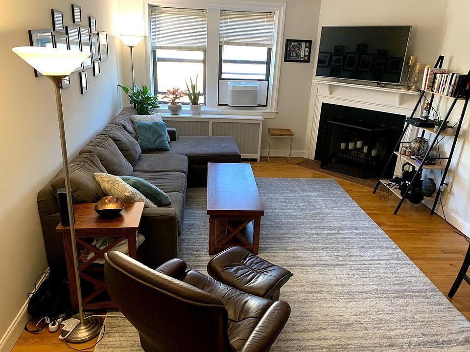 1st image of 68 E Hartsdale Ave