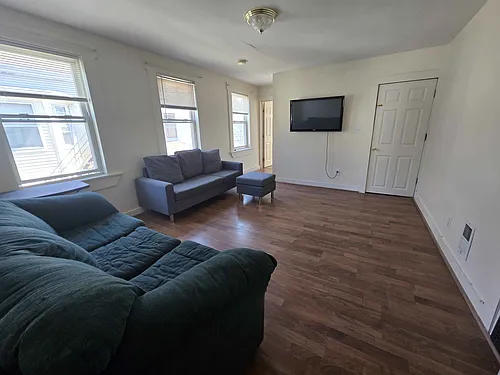21 Vernon St #21 Photo 1