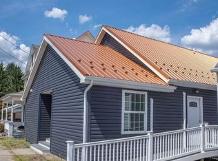 216 E 3rd St, Williamsburg, PA 16693