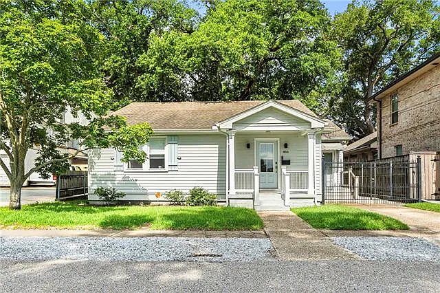 466 Focis St — Photo 1