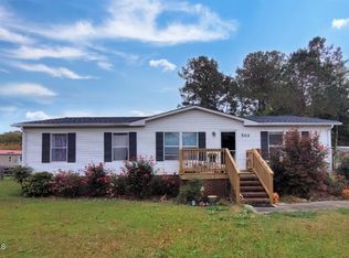 703 Oak Dale Ln, Sneads Ferry, NC 28460