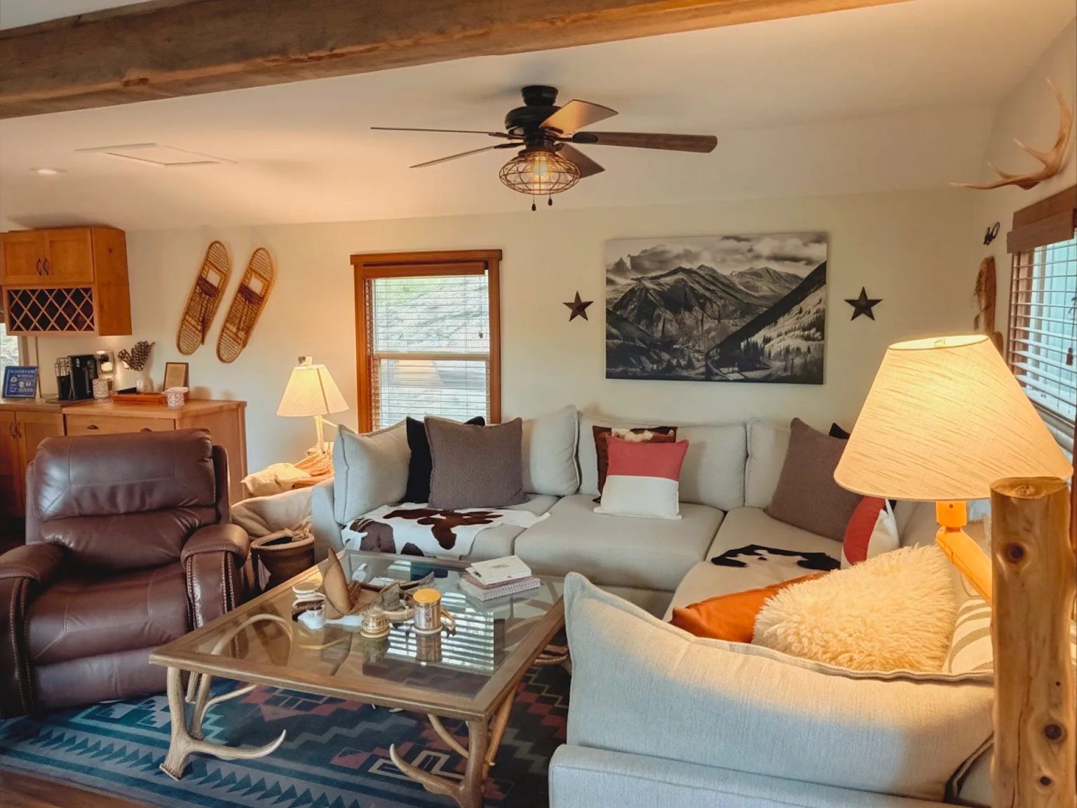 2 bed, 1200 sqft, $2,900 — Photo 2