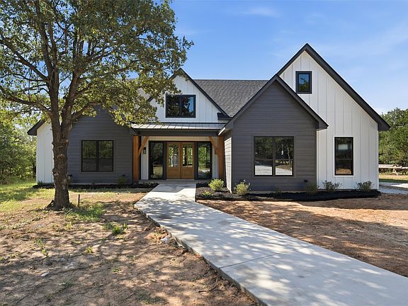 4th image of 439 Pleasant Grove Rd