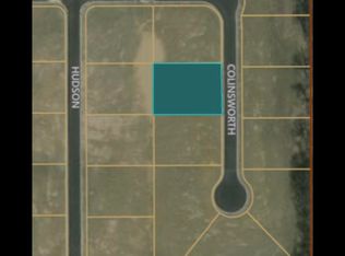 303 Colinsworth Ct, Jackson Center, OH 45334