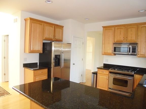 4th image of 18248 W Banbury Dr