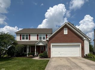 10744 Weston Dr, Carmel, IN 46032