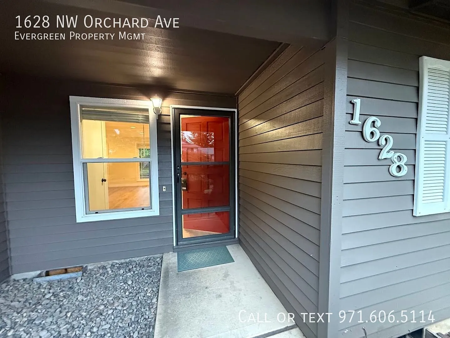 Beautiful 3-Bedroom Home with Great Outdoor Covered Patio! — Photo 3