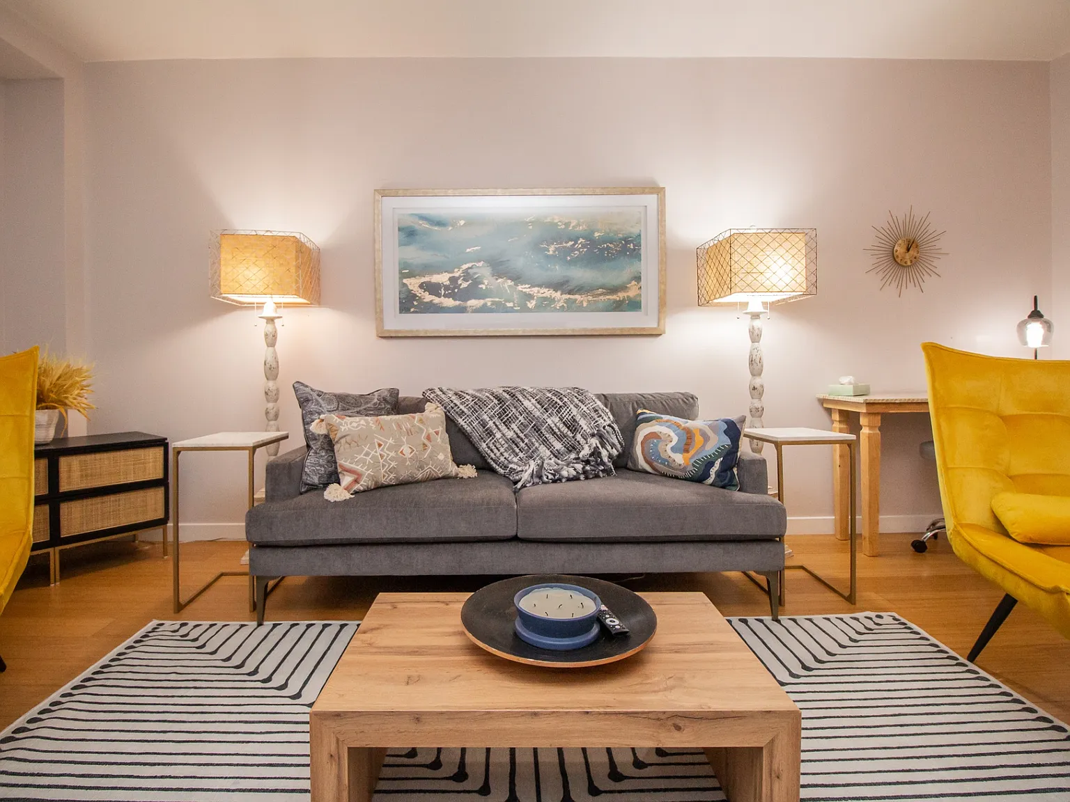 2 bed, 1100 sqft, $8,925 — Photo 4