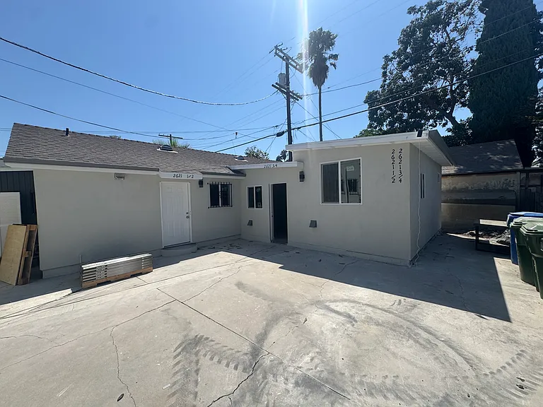 2621 Hillcrest Dr #3/4 — Photo 8