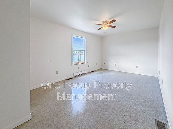 5th image of 212 3rd Ave