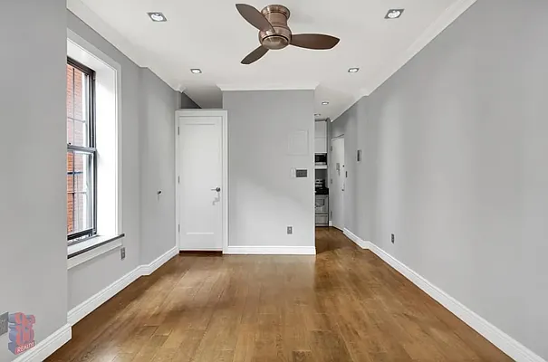 Rented by REAL New York | media 3