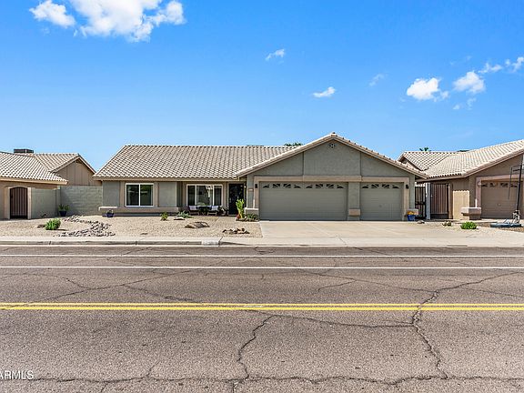 3rd image of 17528 N 84TH Avenue