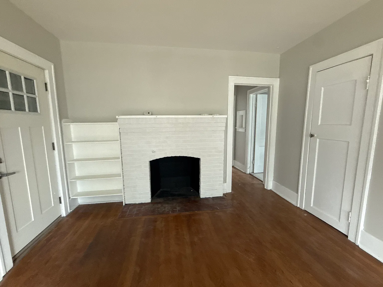 2 bed, 796 sqft, $1,500 — Photo 2