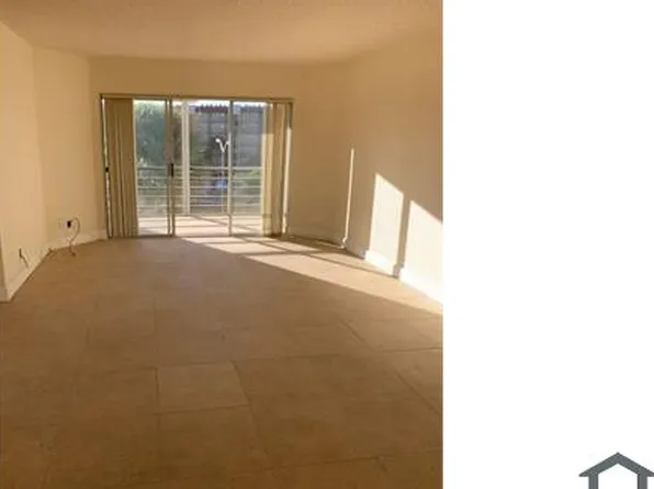 3590 Via Poinciana APT 401, Lake Worth, FL 33467