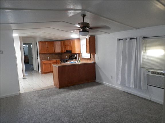 5th image of 800 29th St