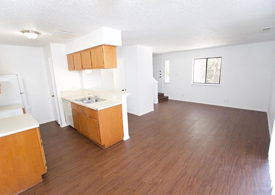 1st image of 20215 Travis Dr APT C