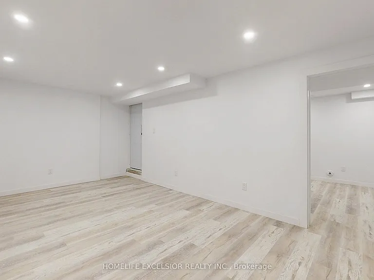 103 Cardinal St — Photo 3