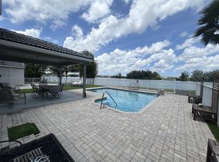 5708 S Plum Bay Pkwy, Tamarac, FL 33321