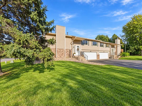 4492 Clover Ln, Eagan, MN 55122