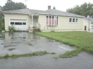 80 Exeter Rd, Corinth, ME 04427