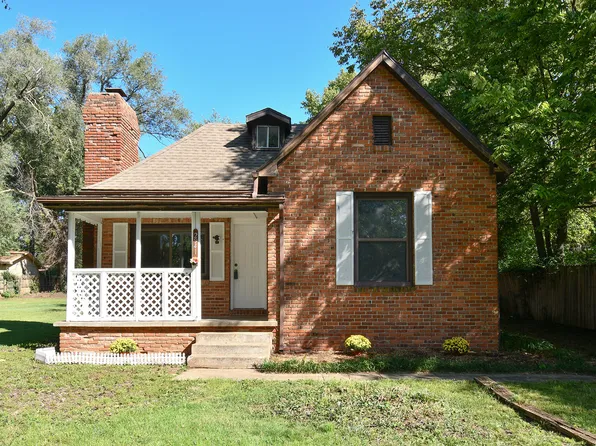 2941 W Grand Street #West, Springfield, MO 65802