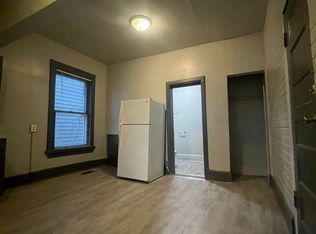 1234 W Walker St APT 1, Milwaukee, WI 53204