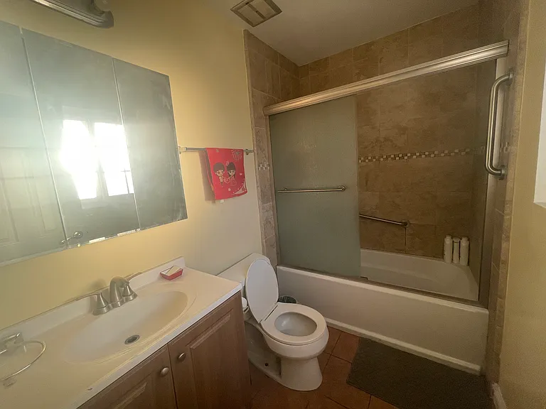 2548 Mayflower Ave #B — Photo 54