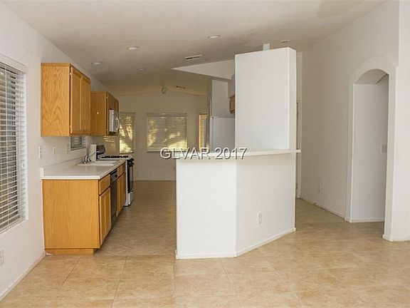 5th image of 5212 Regena Rose St