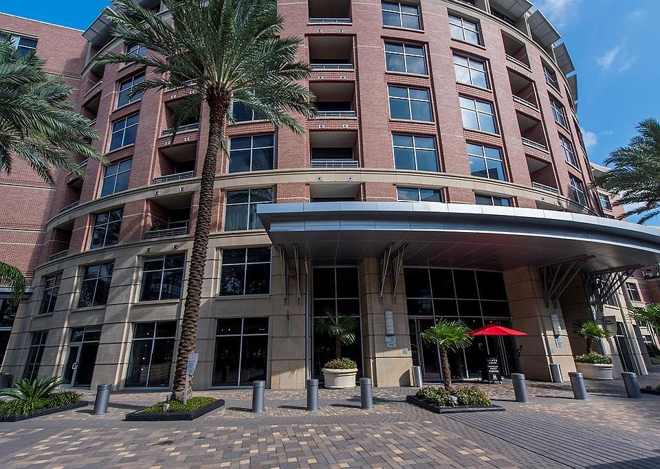 1st image of 1901 Post Oak Blvd APT 1409